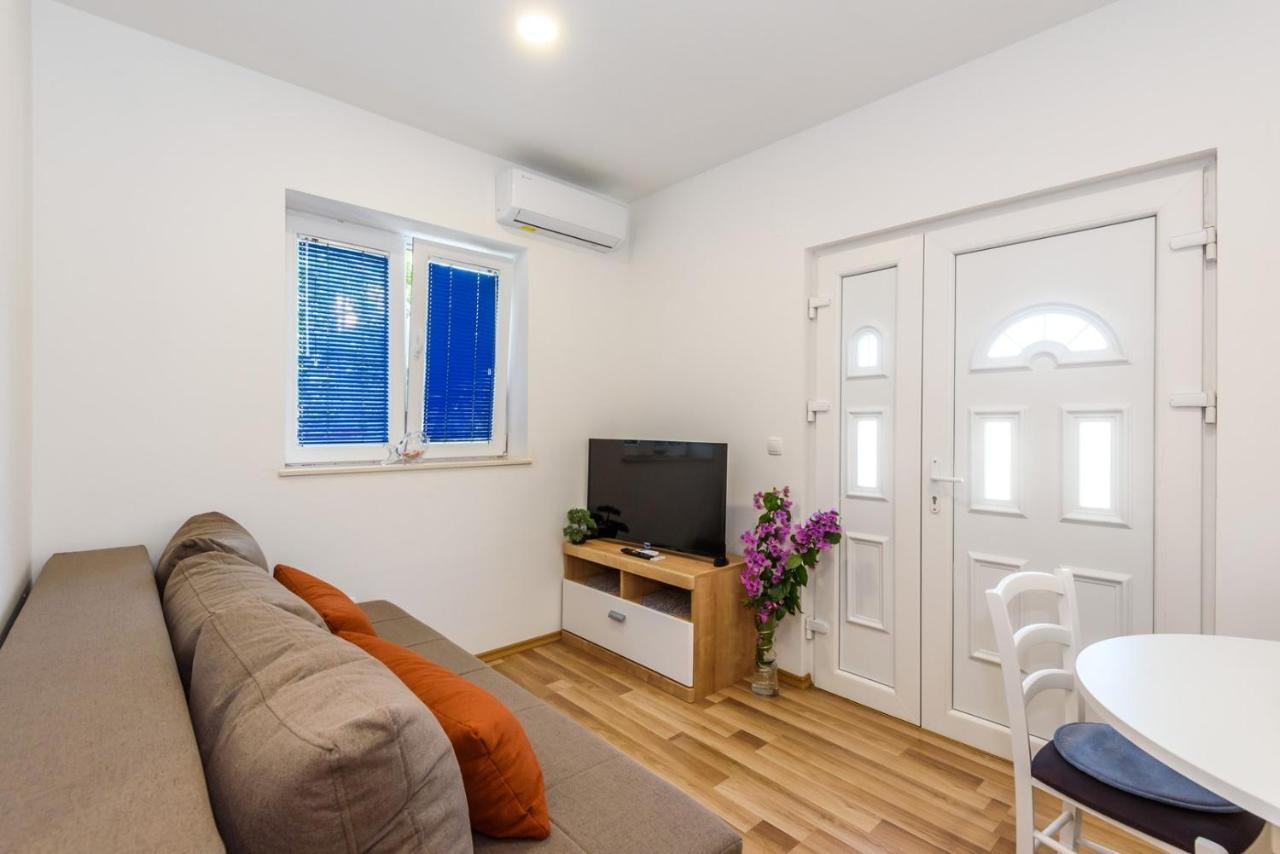 Apartment Dego Near Ploce, Riverfront, Parking Rogotin Extérieur photo