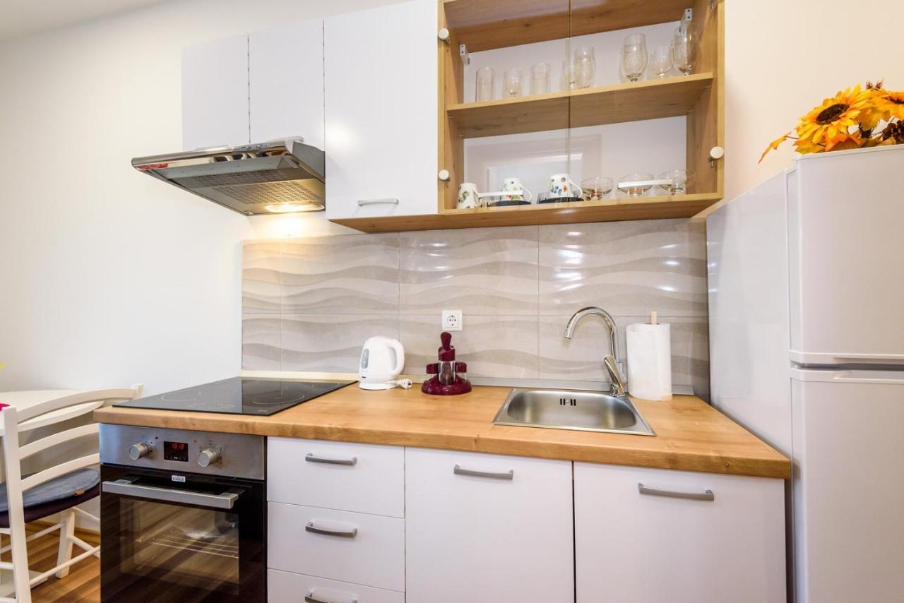 Apartment Dego Near Ploce, Riverfront, Parking Rogotin Extérieur photo
